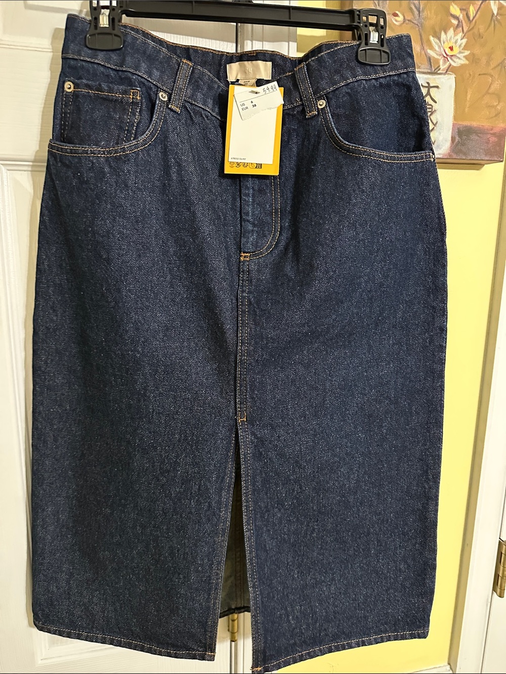 H&M NWT Women’s Dark Blue Denim Jean Skirt - Classic Straight Fit
